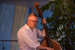 Uli Fiedler am Bass